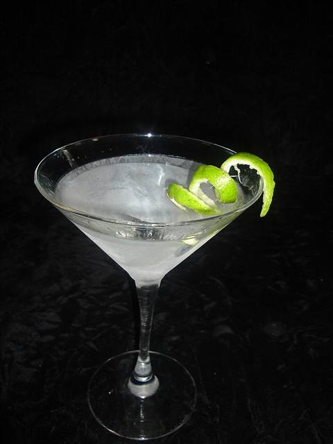Reference photo of a Perfect Martini